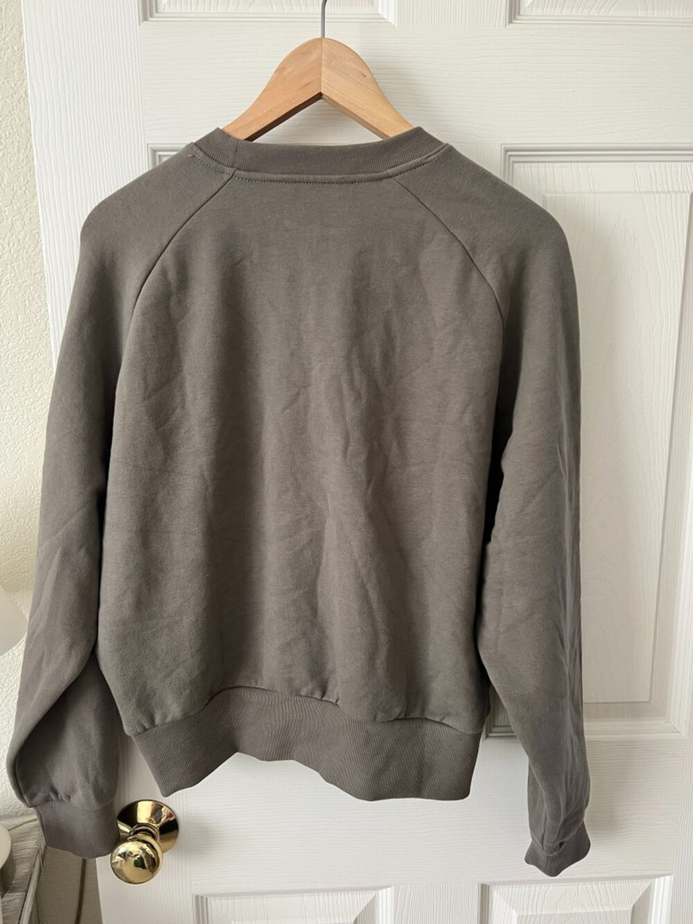 Athleta Easy Fleece Crew Sweatshirt Clay NWT M Plush Soft Oversized - Picture 7 of 9